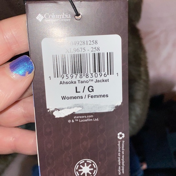 ✨rare✨ Columbia X Star Wars Clone Wars Ahsoka Tano coat brand new w/ tags - Picture 10 of 12